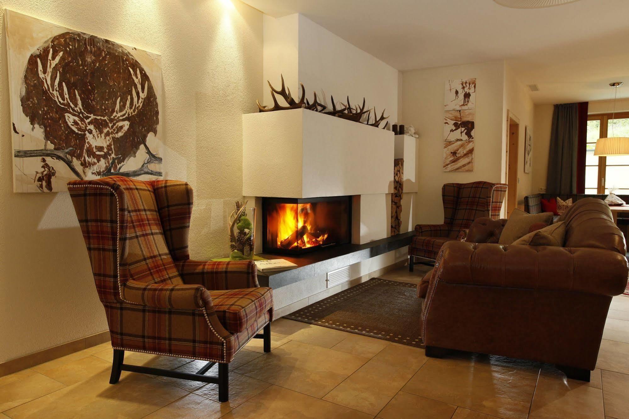 Hotel Der Waldhof Sankt Anton am Arlberg Esterno foto